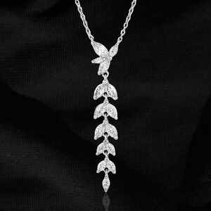 Montana Silversmiths Woodbine Falls CZ Crystal Necklace - Retail $50 - New!